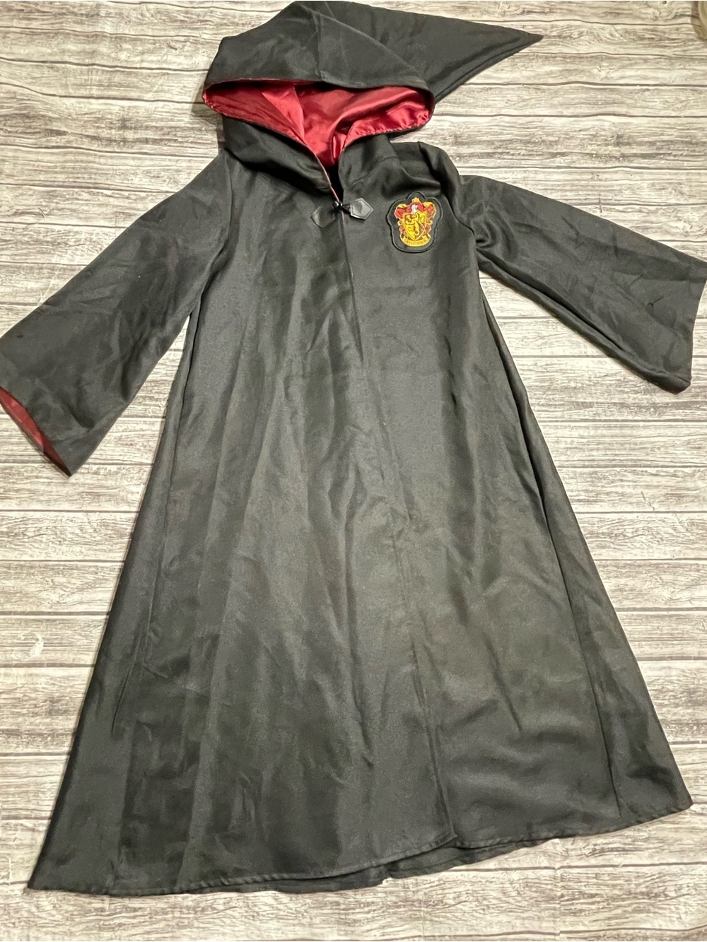 Youth size Large/XL Harry Potter Gryffindor Hooded Cloak Halloween Costume